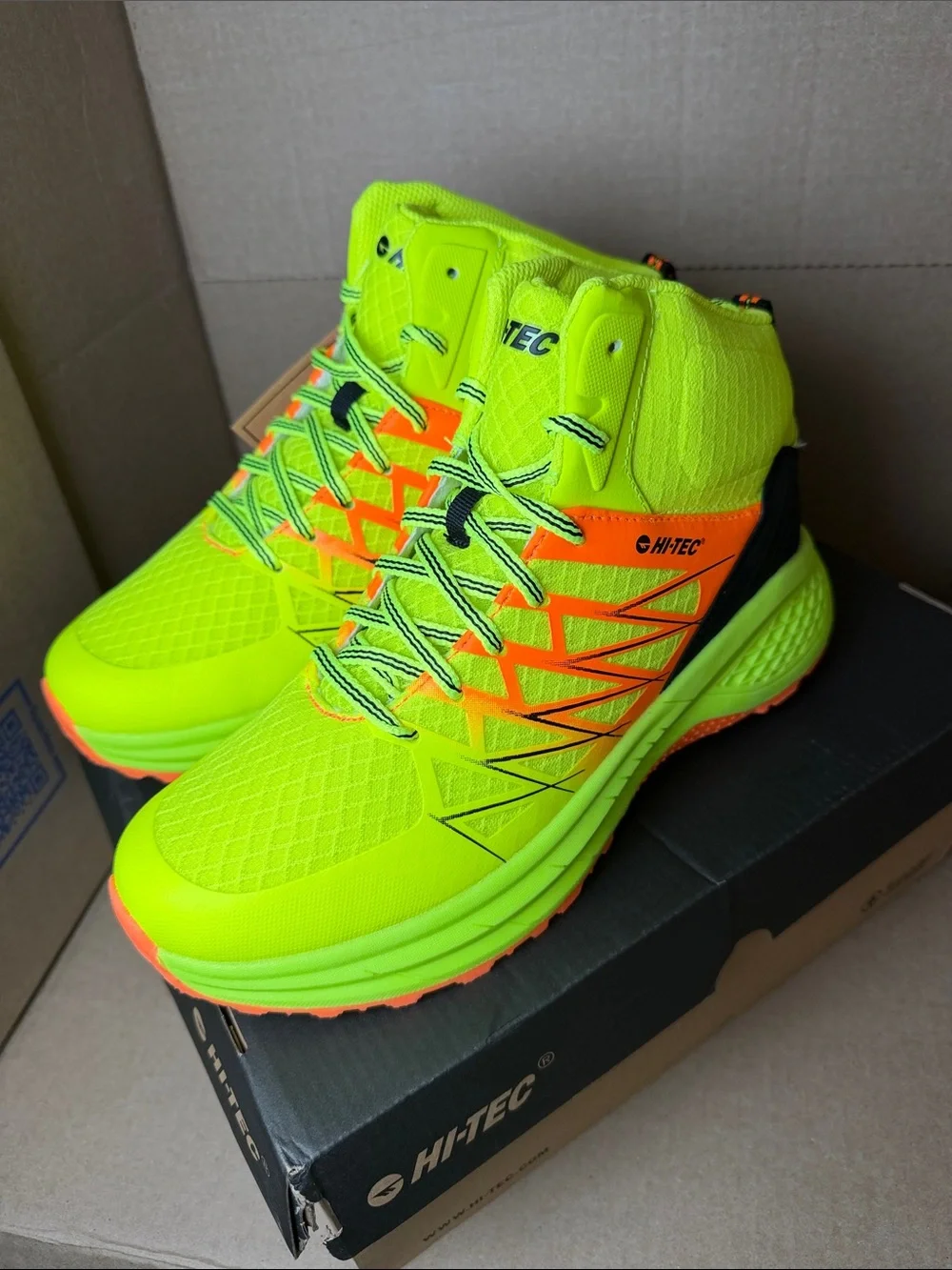 Hi-Tec Men’s Neon Green & Orange High-Top Sneakers